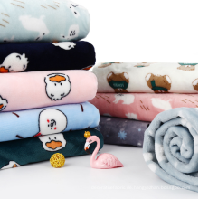 Cartoon gedruckt Flanell Fleece Stoff 100% Polyester für Babykissen Decken Deckenbademantel